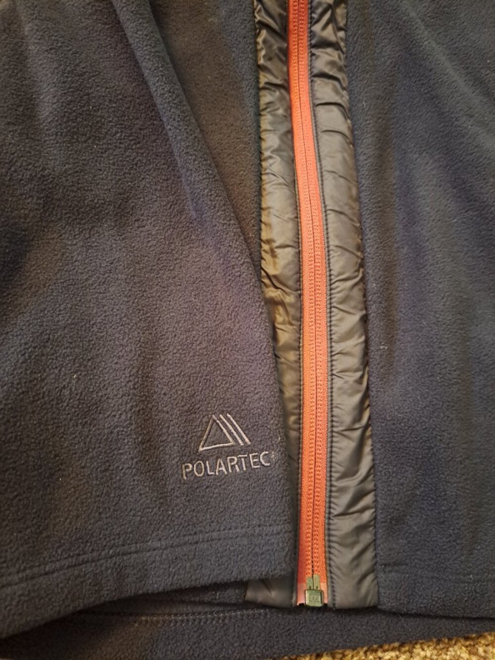 Under Armour Polartec Loose Iowa State Cyclones Collegiate Fleece Vest. - Picture 8 of 10